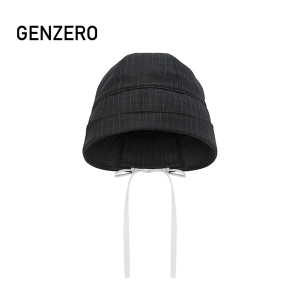 GENZERO A fisherman's hat with straps